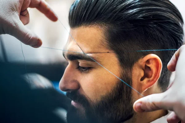 eyebrow-Threading-1136205399-770x533-1_jpg
